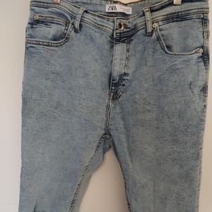 Zara jeans size 34